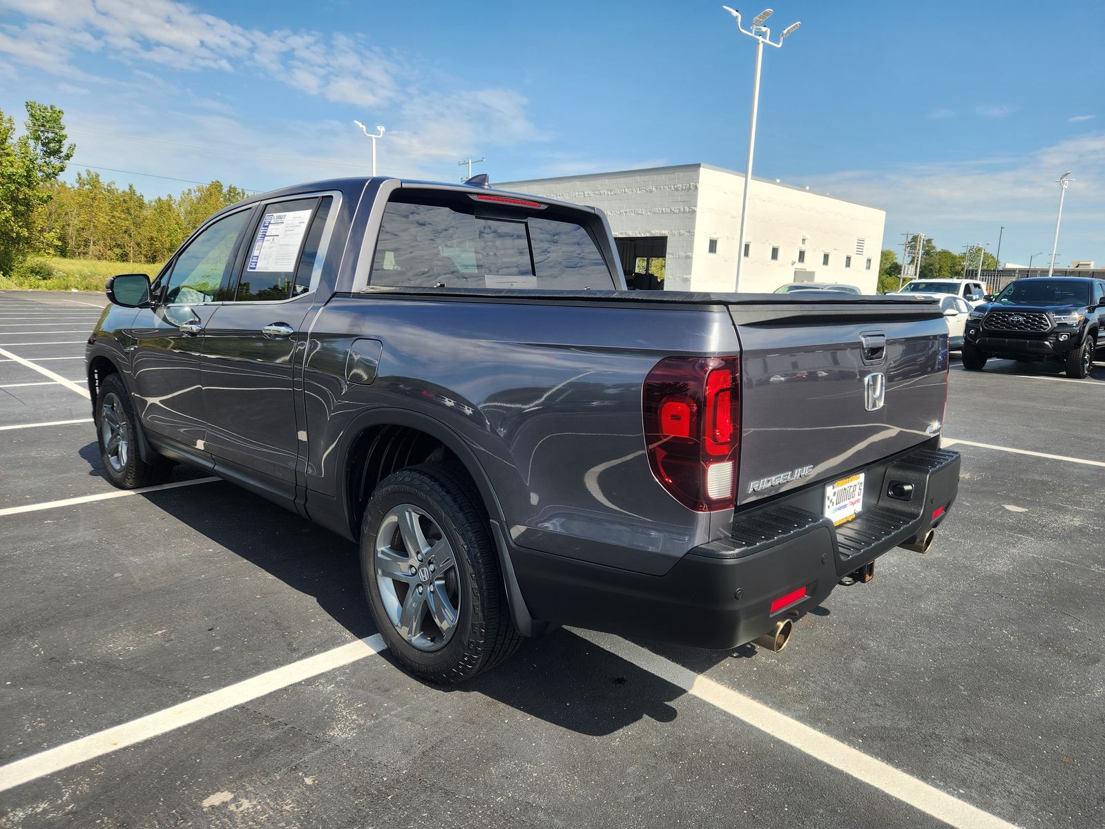 2023 Honda Ridgeline RTL-E photo 2