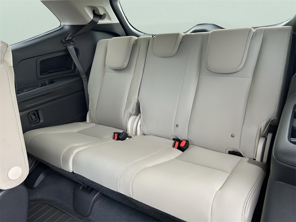 2025 Subaru Ascent Premium photo 10
