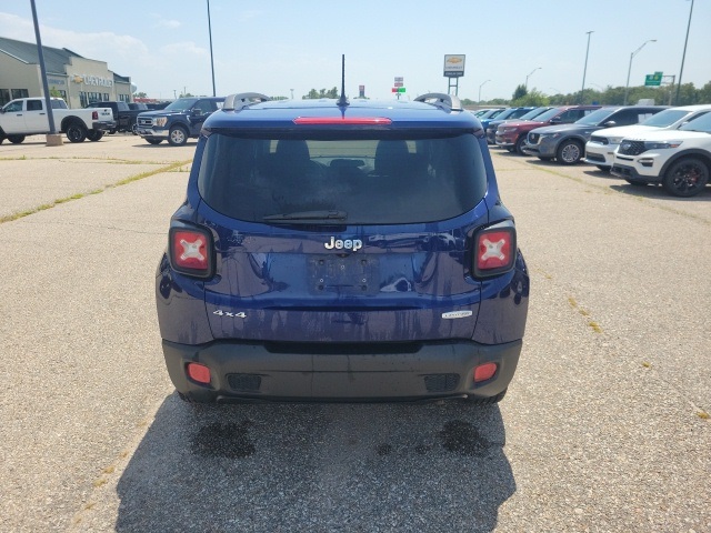 2016 Jeep Renegade Latitude North Edition photo 15