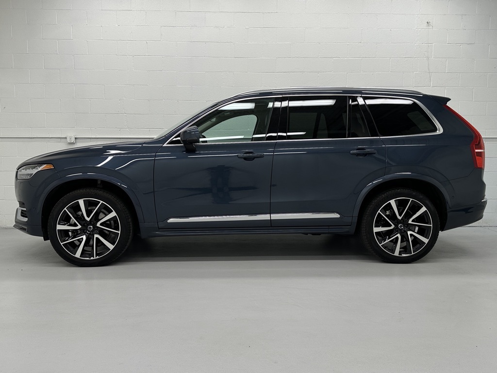 2024 Volvo XC90 Plus photo 3
