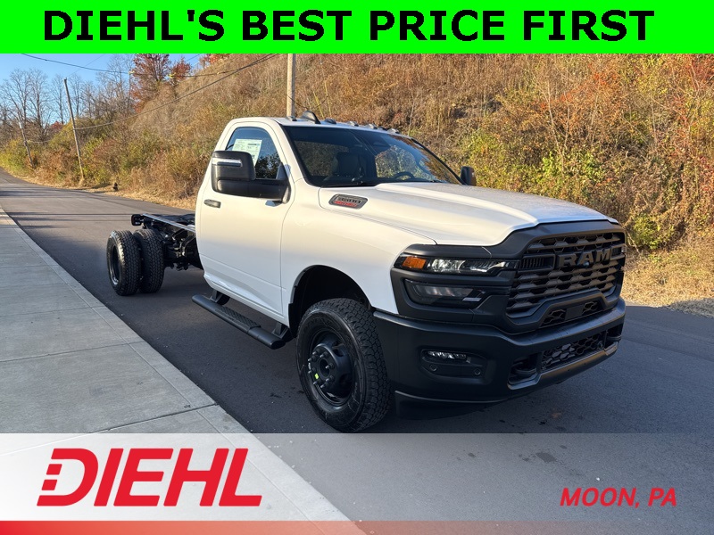 2026 RAM Ram 3500 Chassis Cab Tradesman's photo