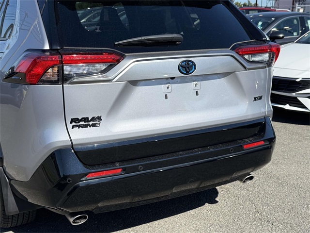 2021 Toyota RAV4 Prime XSE photo 11