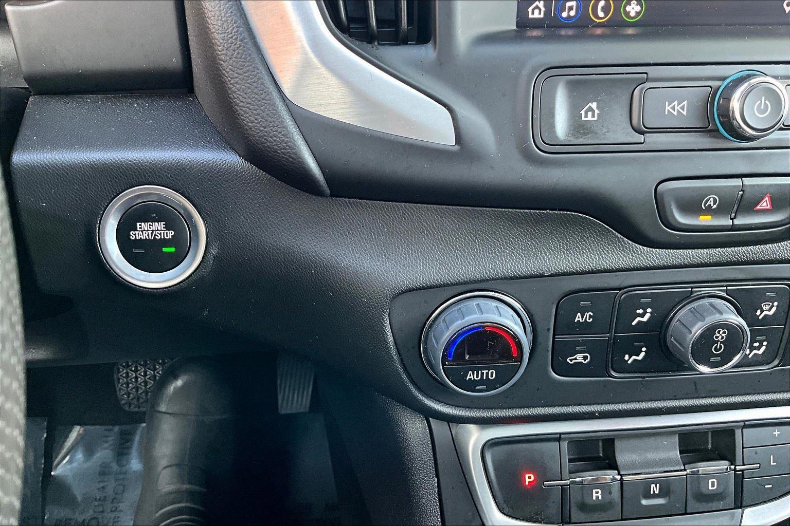 2024 Gmc Terrain SLE photo 29