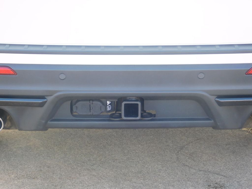 2021 Ford Explorer ST photo 10