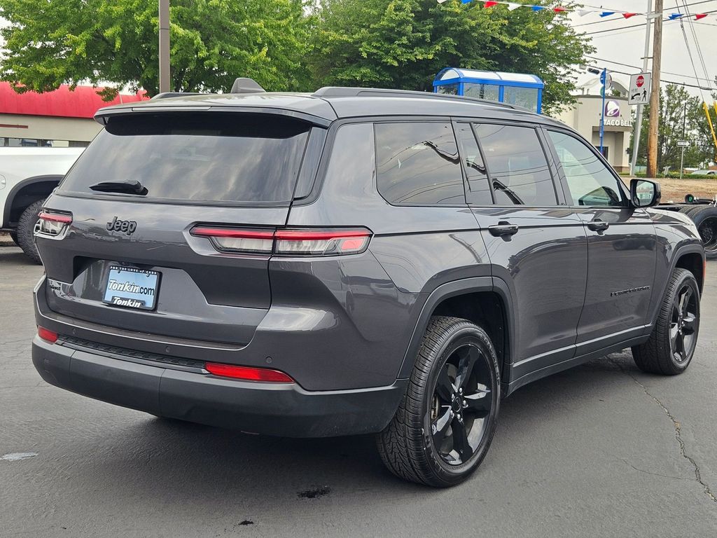 2023 Jeep Grand Cherokee Altitude photo 4