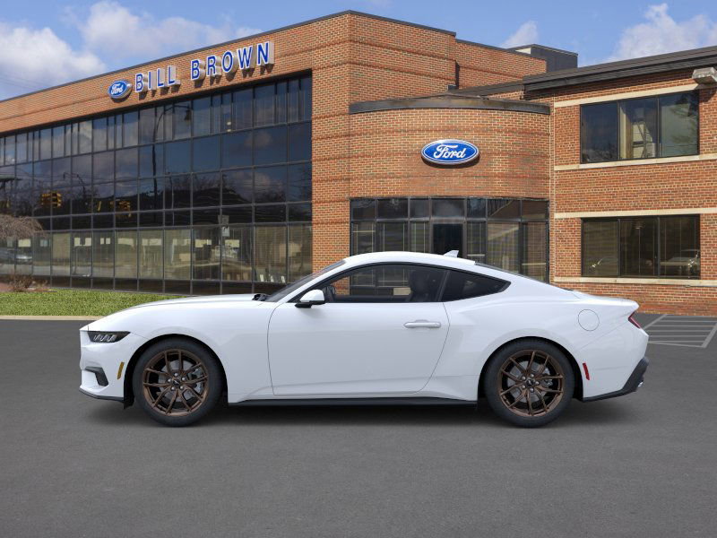 2025 Ford Mustang photo 3