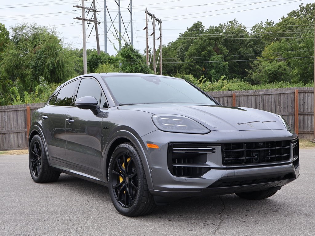 2025 Porsche Cayenne E-Hybrid Coupe Turbo photo 10