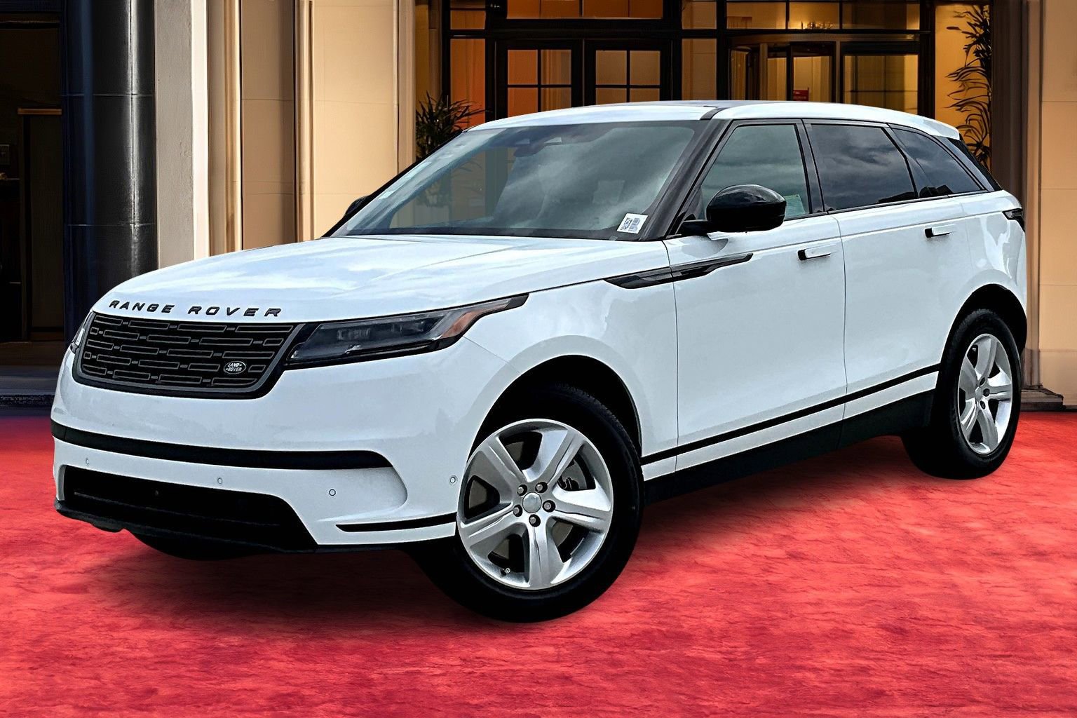 2026 Land Rover Range Rover Velar S's photo