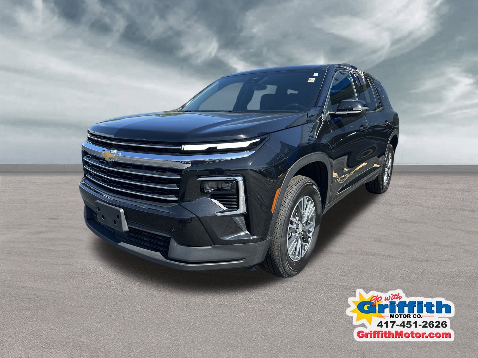 2025 Chevrolet Traverse photo 2