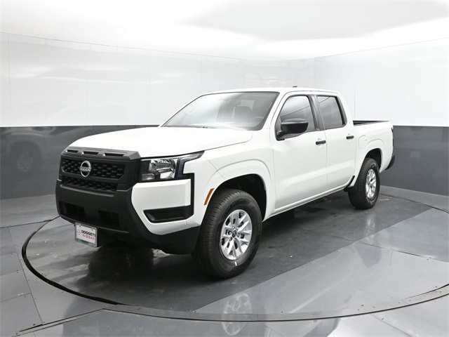 2025 Nissan Frontier S's photo