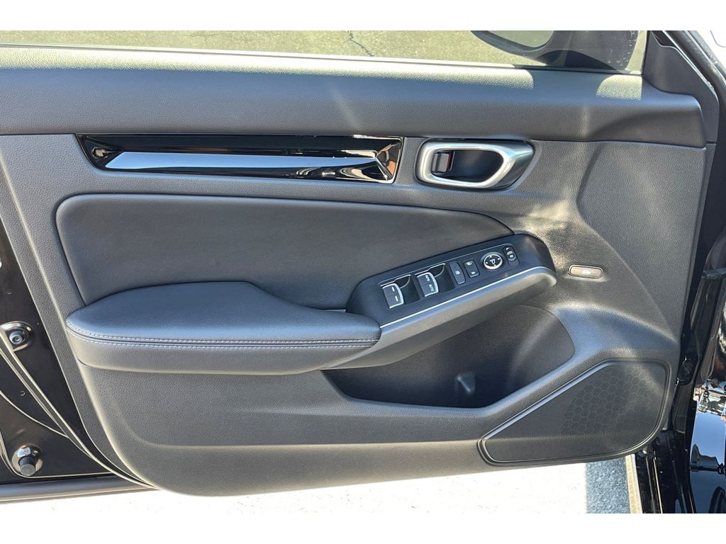 2023 Honda Civic Touring photo 11