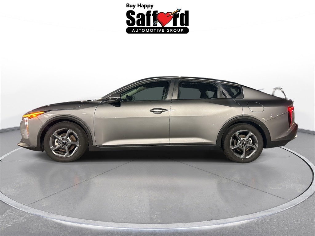2025 Kia K4 LXS photo 11