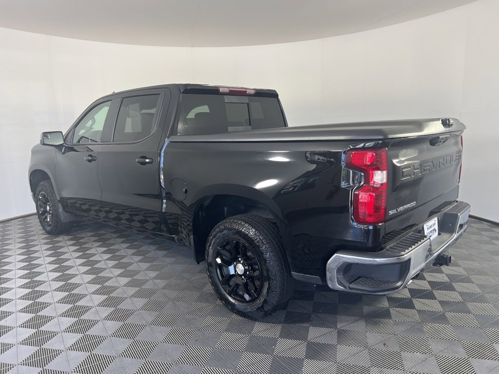 2025 Chevrolet Silverado 1500 LT photo 24