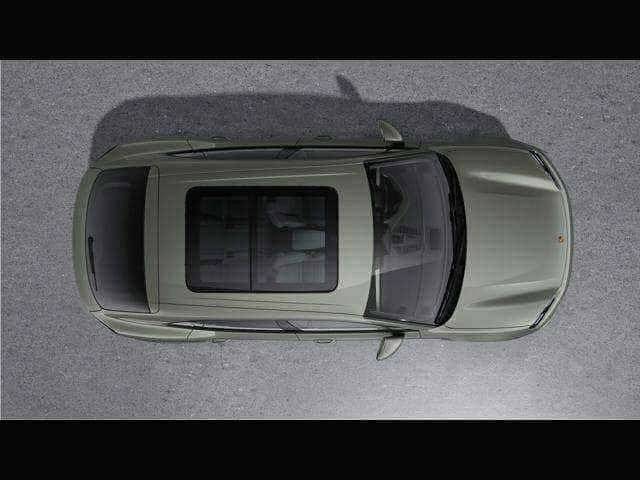 2025 Porsche Macan Electric photo 3