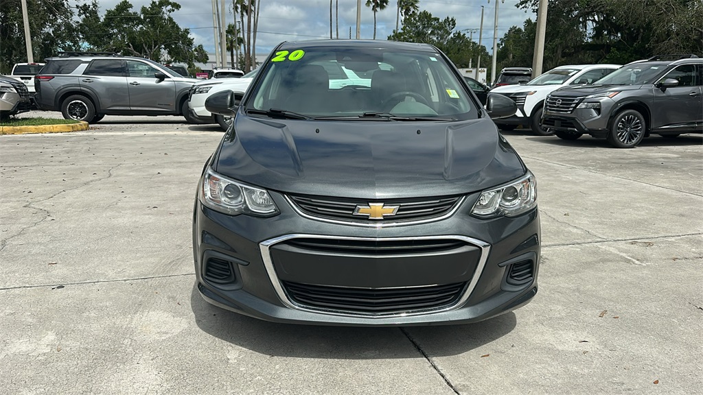 2020 Chevrolet Sonic LT photo 2