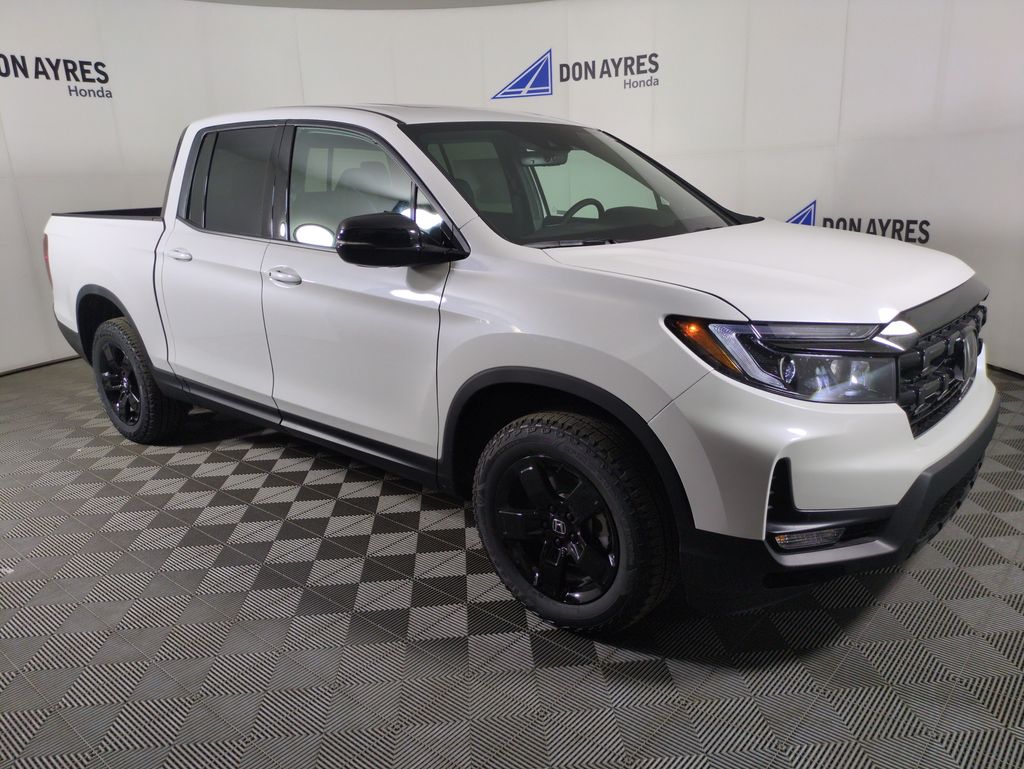 2026 Honda Ridgeline Black Edition photo 6