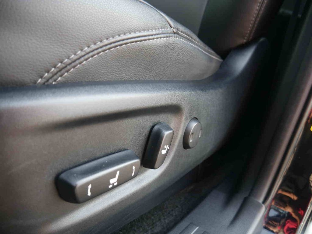 2024 Toyota 4Runner SR5 Premium photo 31