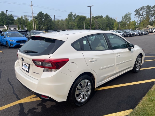 2023 Subaru Impreza Base photo 5