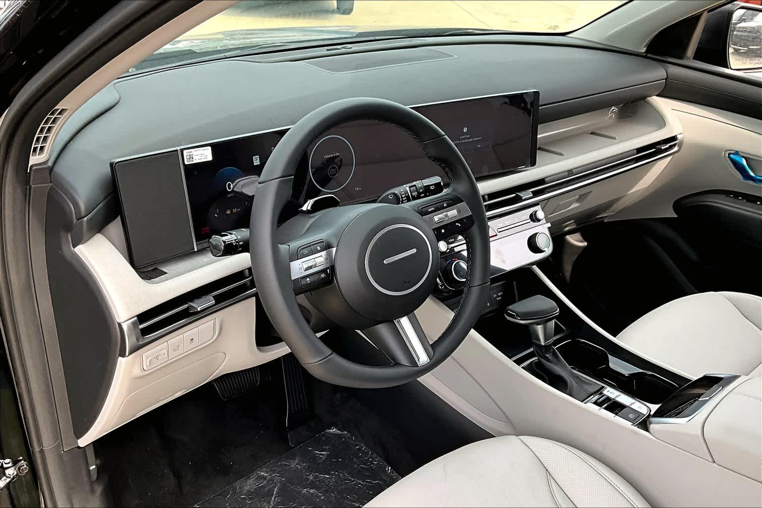 2025 Hyundai Tucson SEL Convenience photo 7