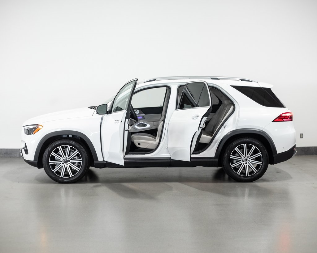 2024 Mercedes Benz GLE 4MATIC 450 photo 3