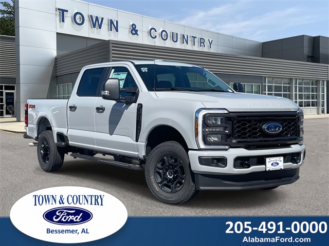 2026 Ford F-250 Super Duty XL's photo