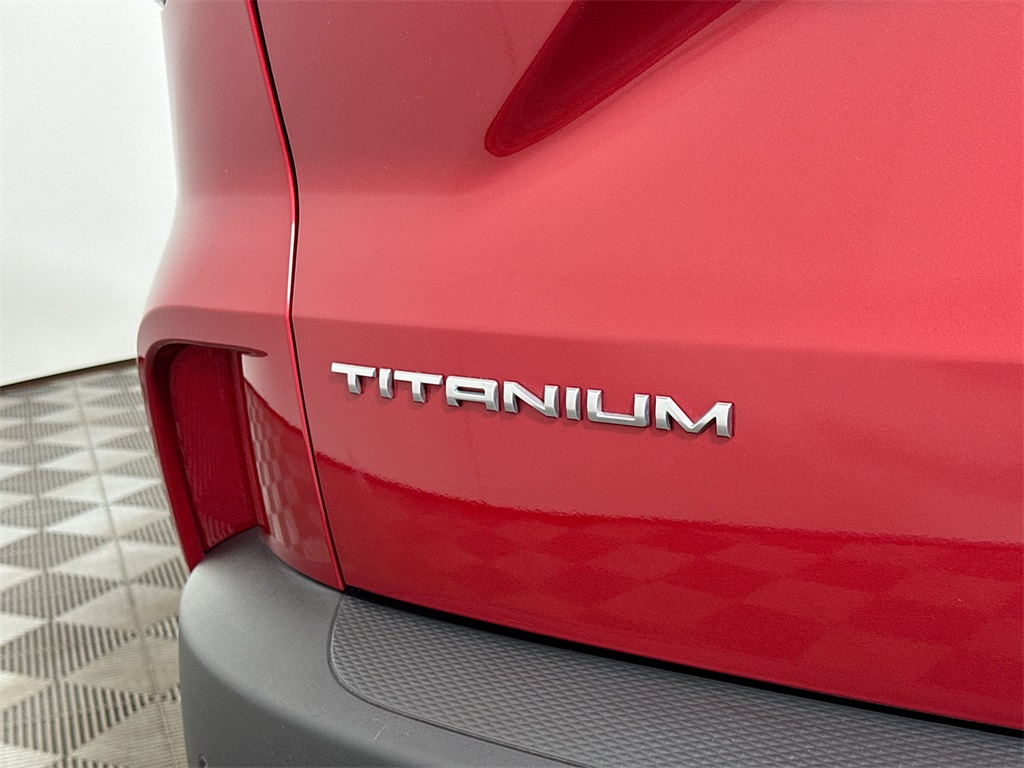 2020 Ford Escape Titanium photo 22