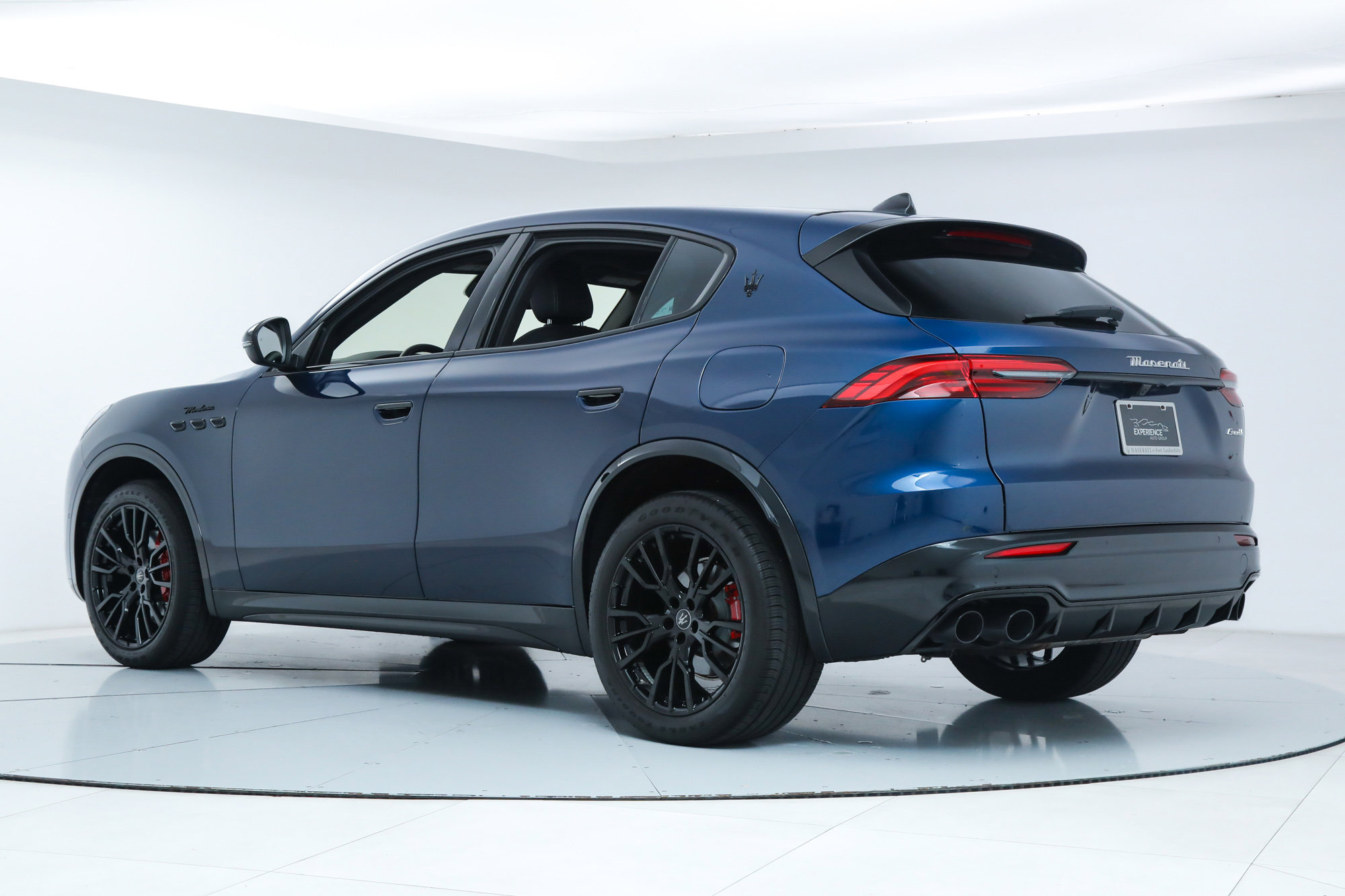2025 Maserati Grecale Modena photo 3