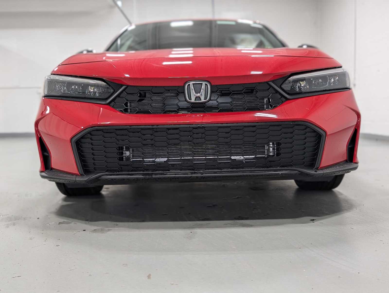 2025 Honda Civic Hatchback Sport photo 2