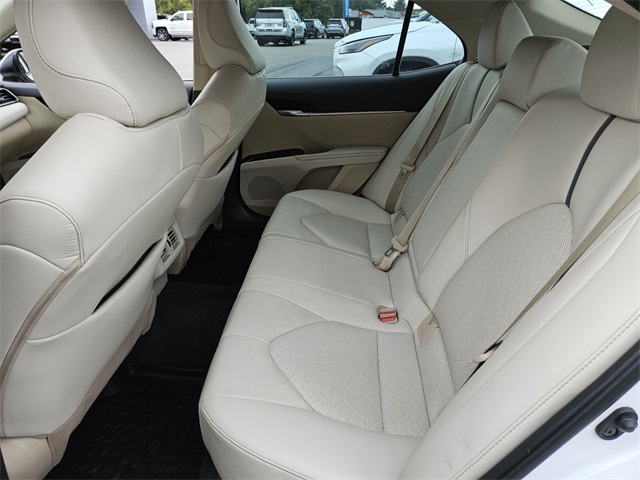 2023 Toyota Camry XLE photo 9
