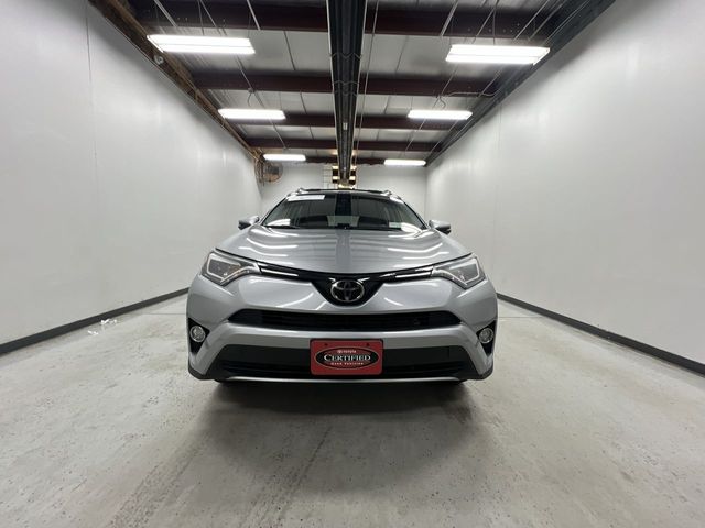 2018 Toyota RAV4 Limited photo 3