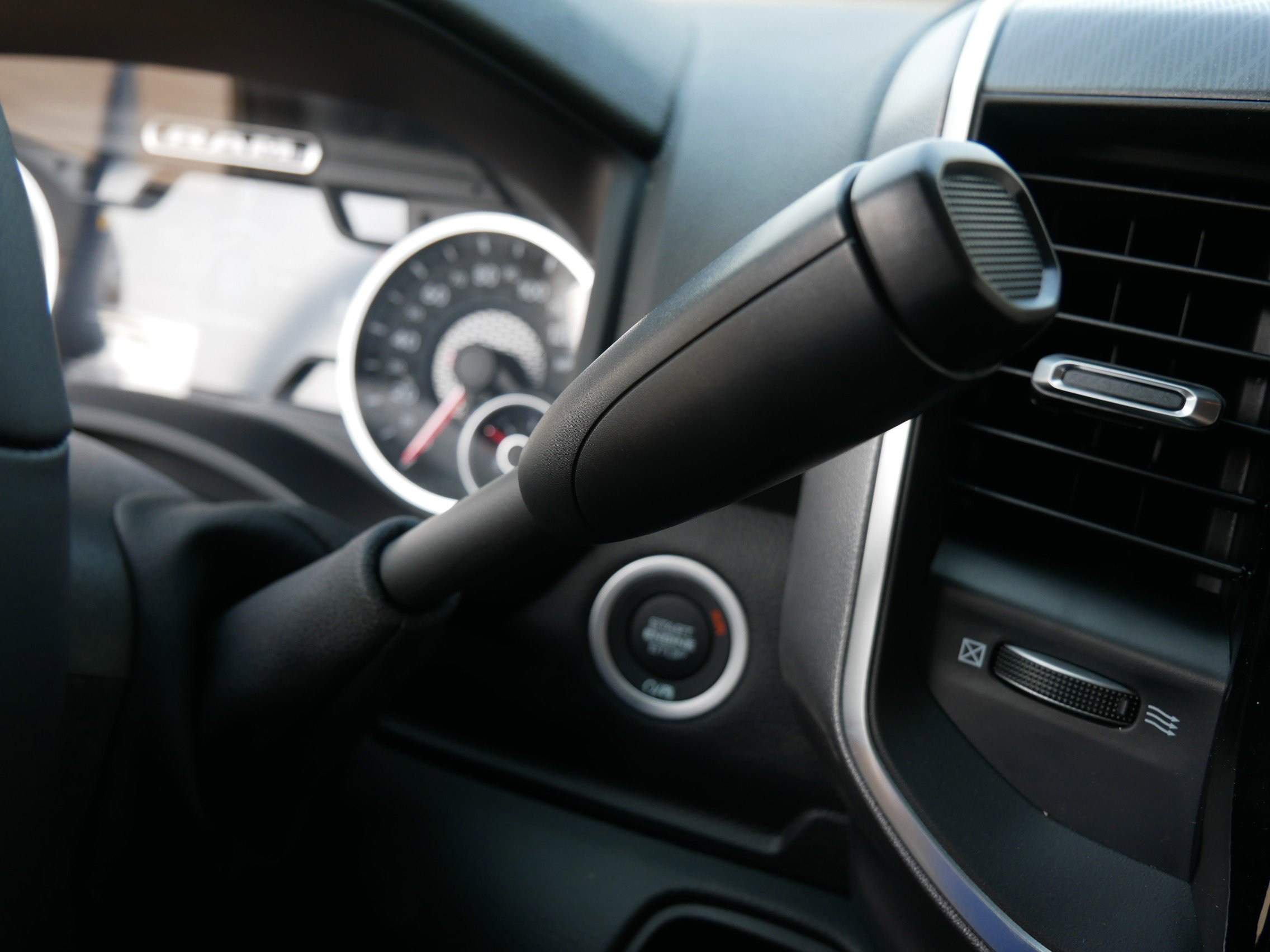 2025 Ram 3500 Big Horn photo 14