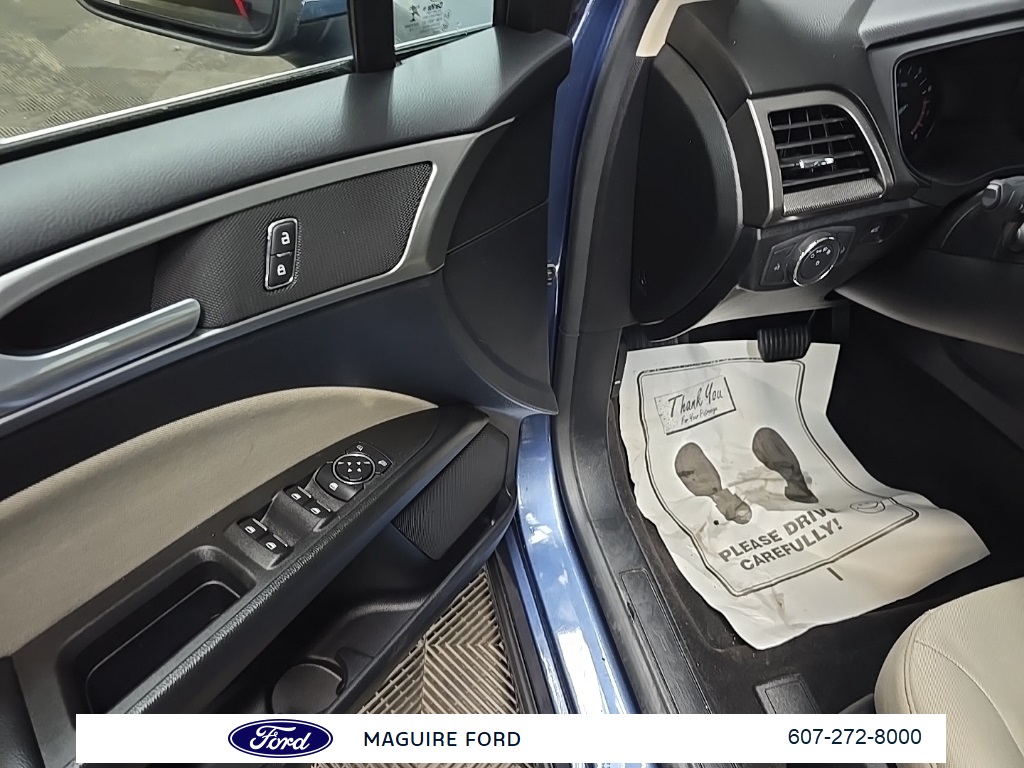 2019 Ford Fusion S photo 26