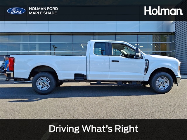2026 Ford F-250 Super Duty XL's photo