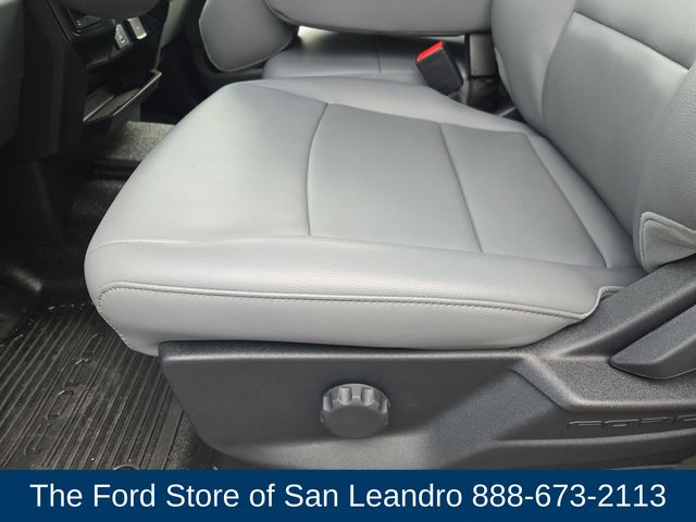2025 Ford F-250 photo 16