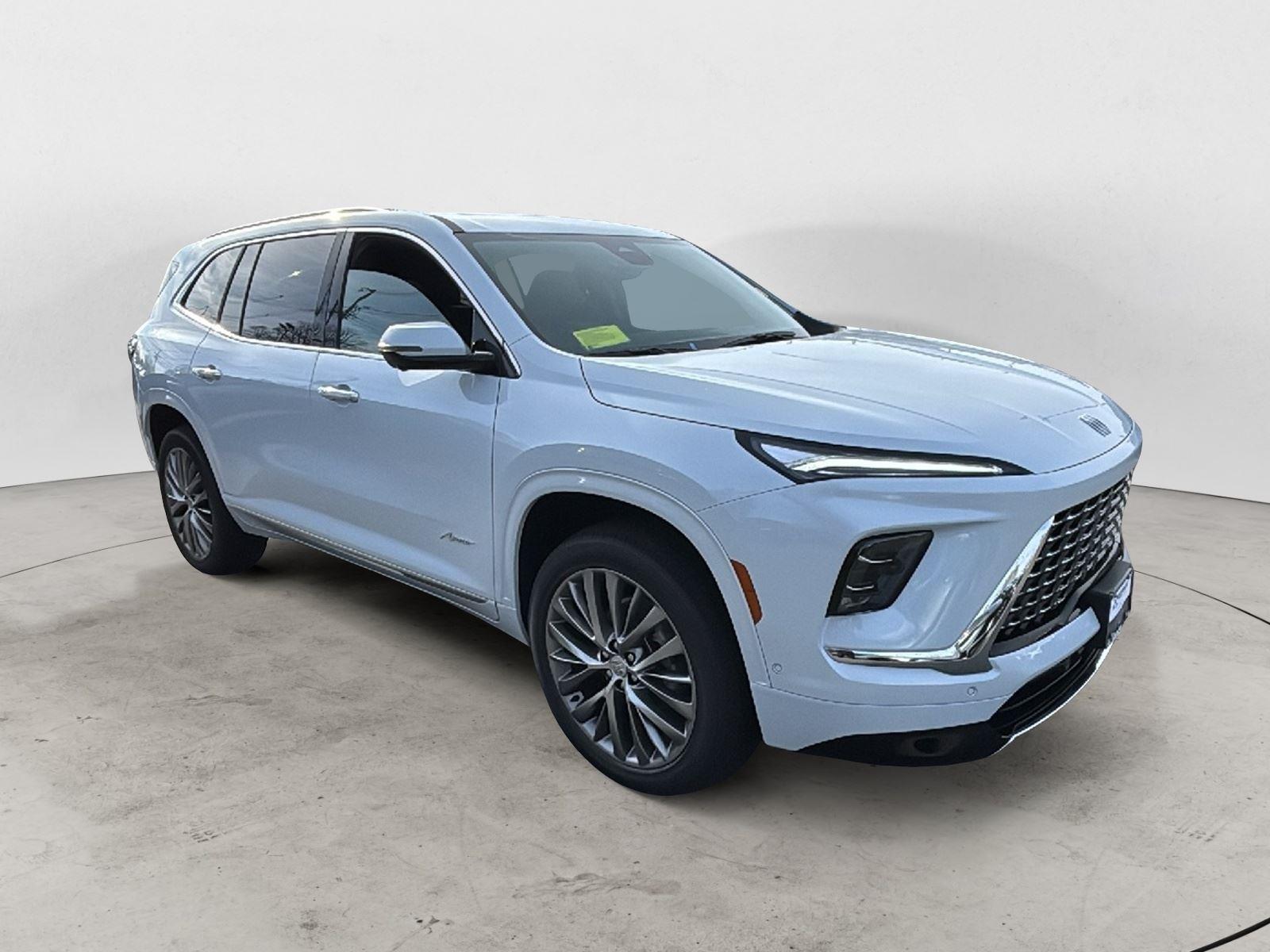 2026 Buick Enclave Avenir's photo