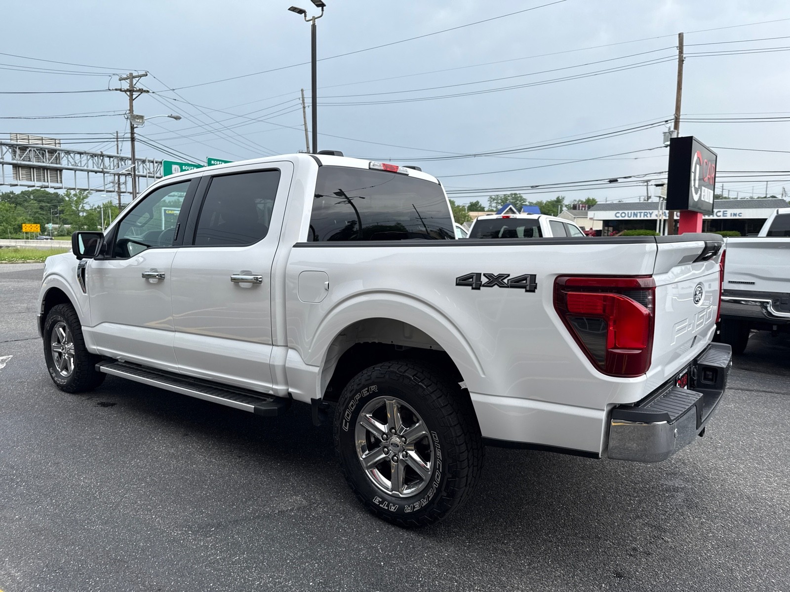 2024 Ford F-150 XLT photo 5