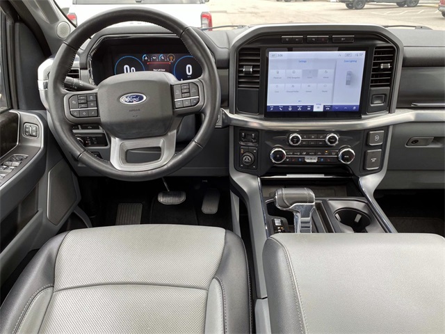 2021 Ford F-150 Lariat photo 13