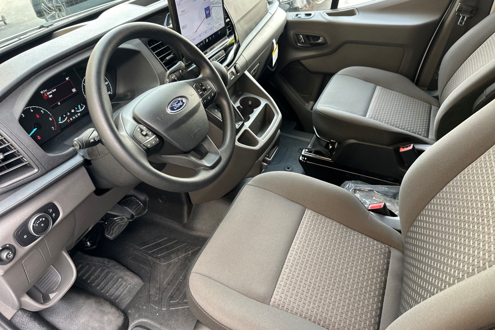 2024 Ford Transit photo 6
