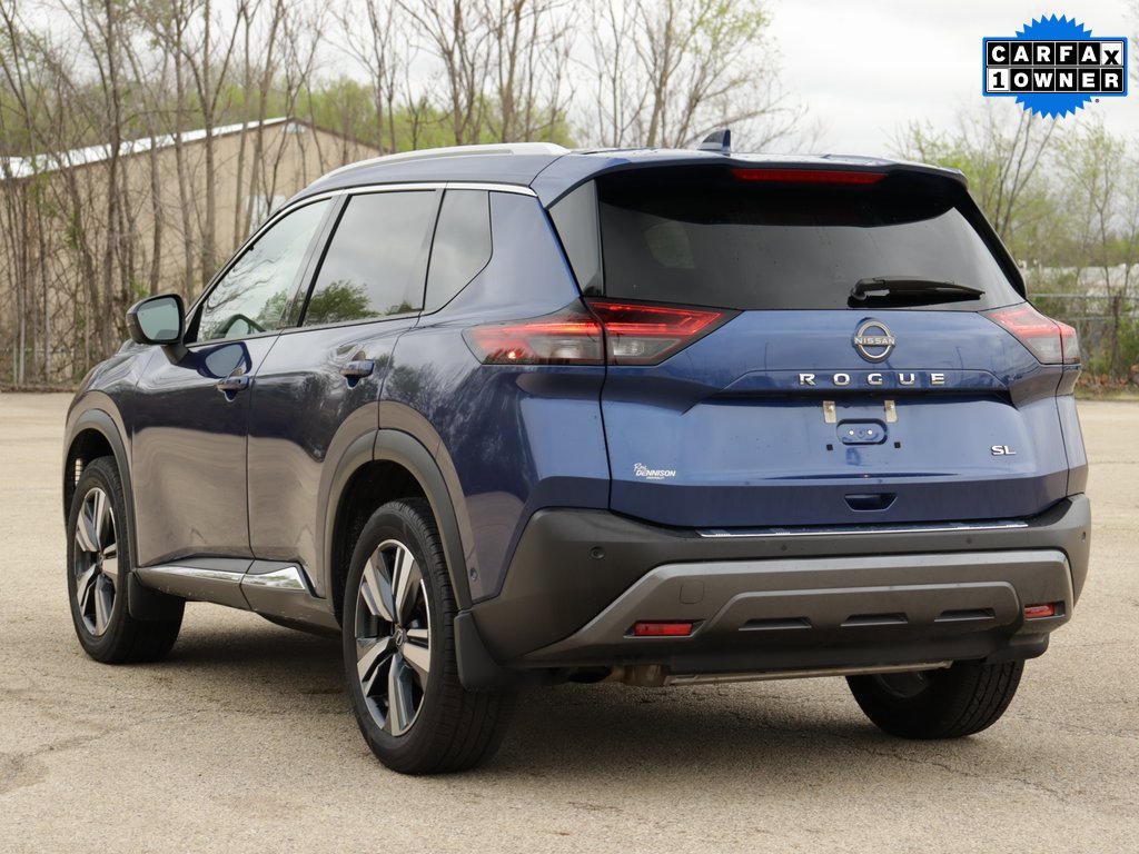2023 Nissan Rogue SL photo 5
