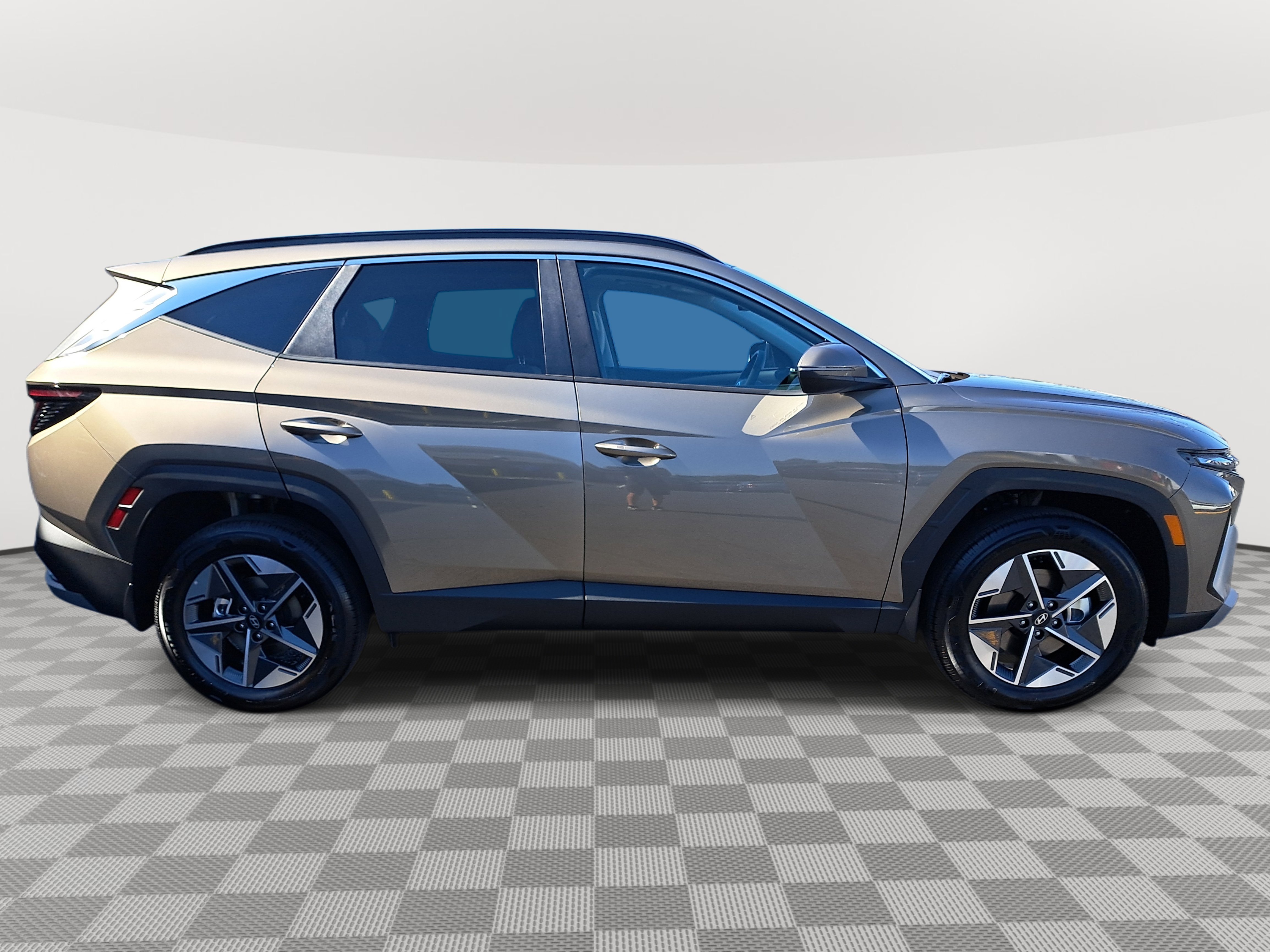 2025 Hyundai Tucson Hybrid SEL Convenience photo 3