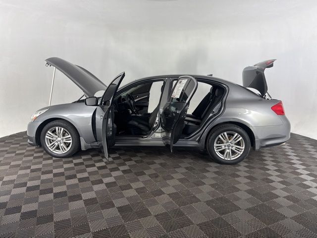 2012 Infiniti G25 photo 10