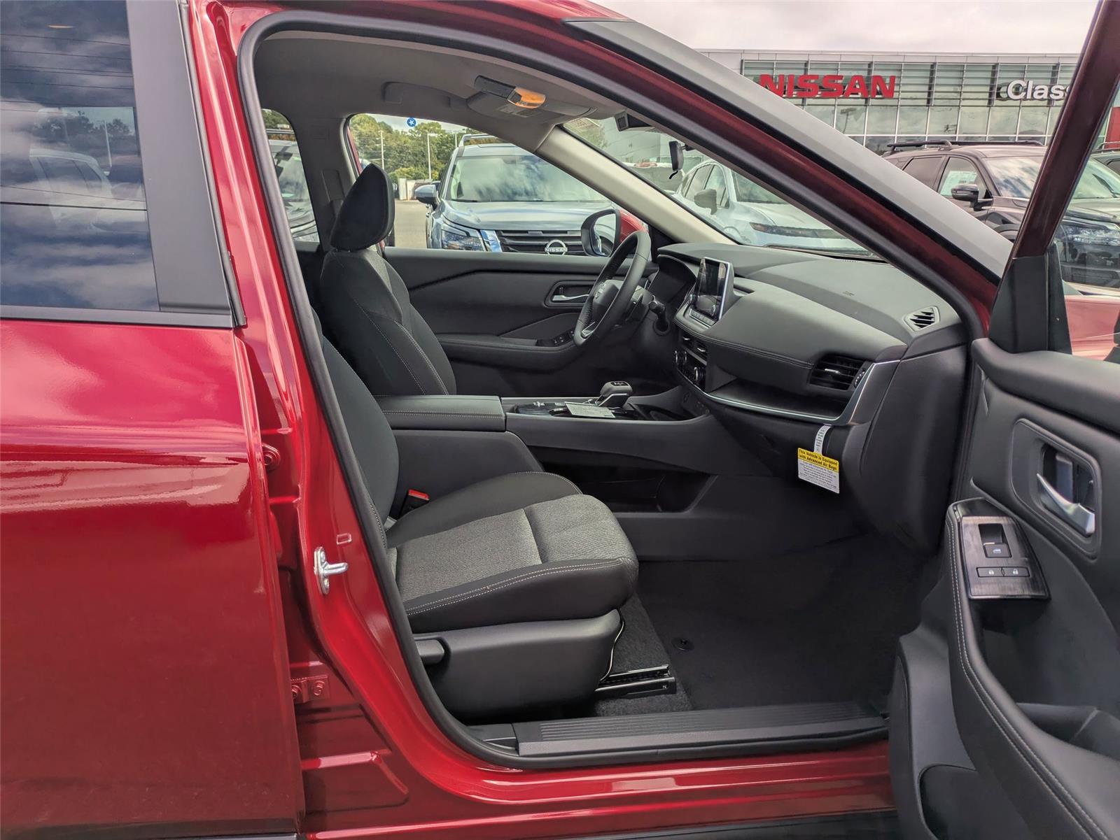 2026 Nissan Rogue SV photo 26