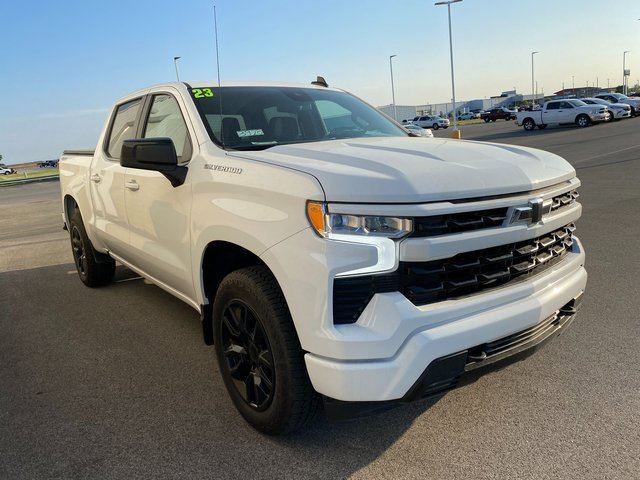 2023 Chevrolet Silverado 1500 RST photo 4