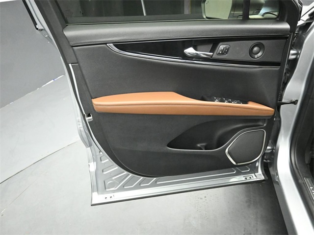 2023 LINCOLN NAUTILUS - Image 20