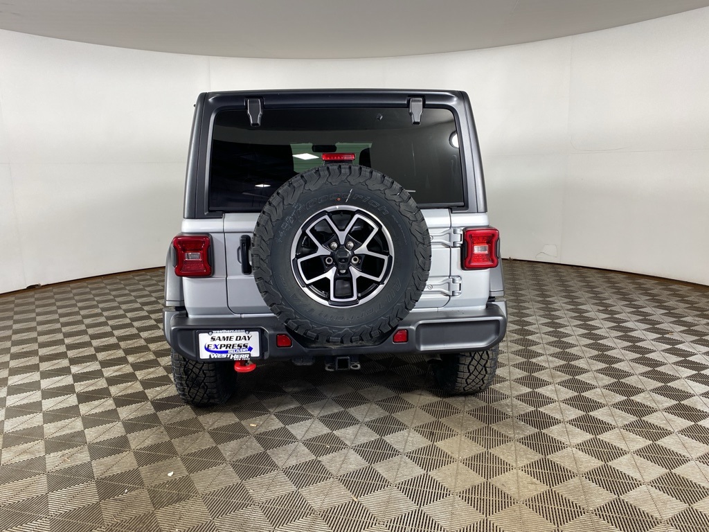 2024 Jeep Wrangler Rubicon photo 6