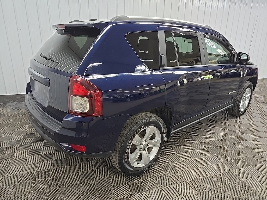 2016 Jeep Compass Sport photo 10