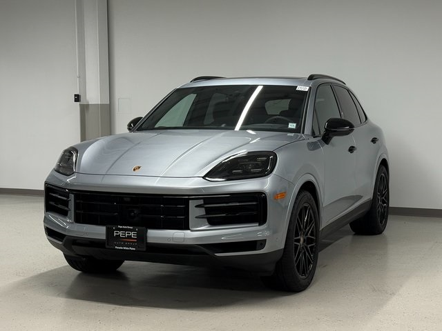 2025 Porsche Cayenne Base