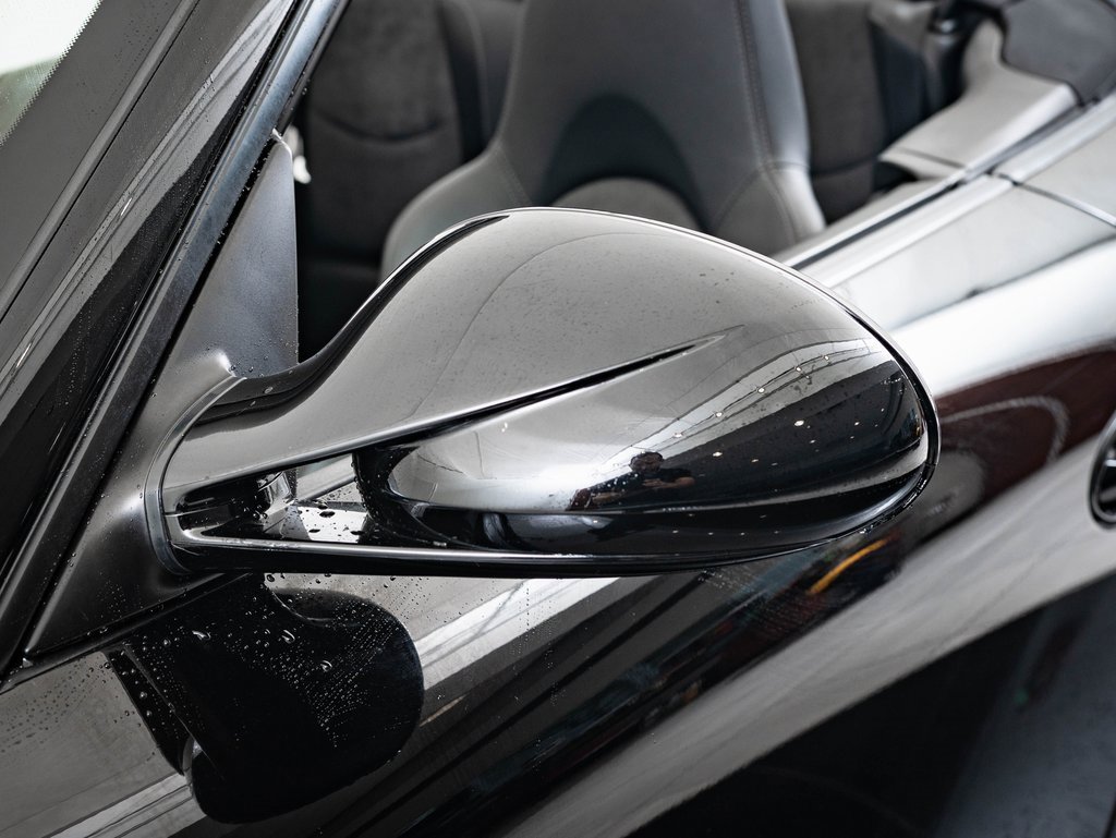 2011 Porsche 911 GTS photo 16