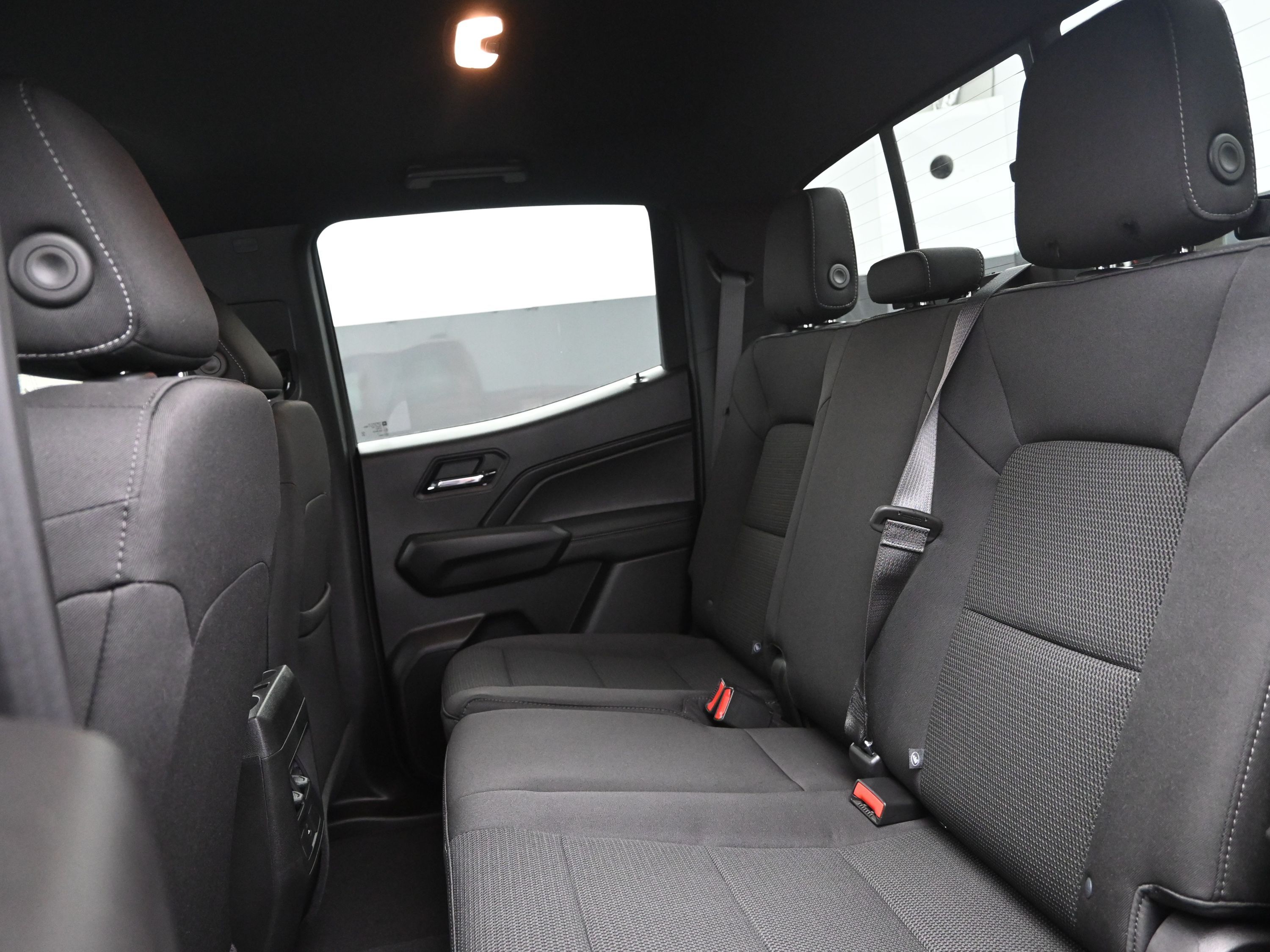 2025 Chevrolet Colorado Work Truck LT photo 10