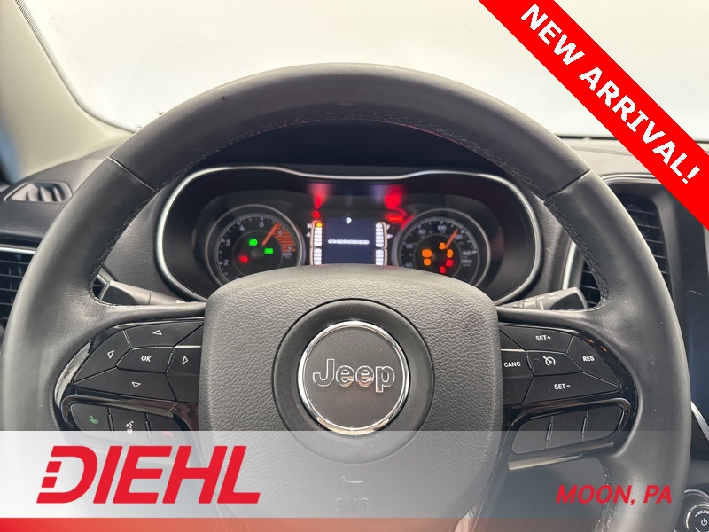 2019 Jeep Cherokee Altitude photo 21